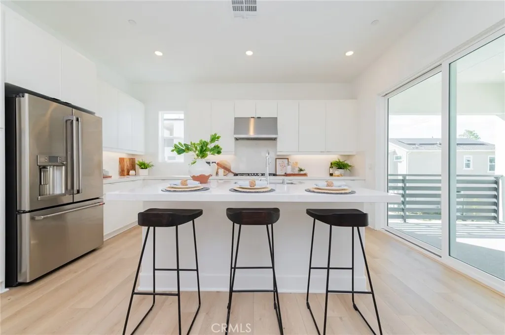 420 Flycatcher, Irvine, California 92618 home-pic-12